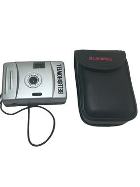Bell & Howell Focus Free 35mm Point & Shoot Film Camera w/ Original Carrying Cas